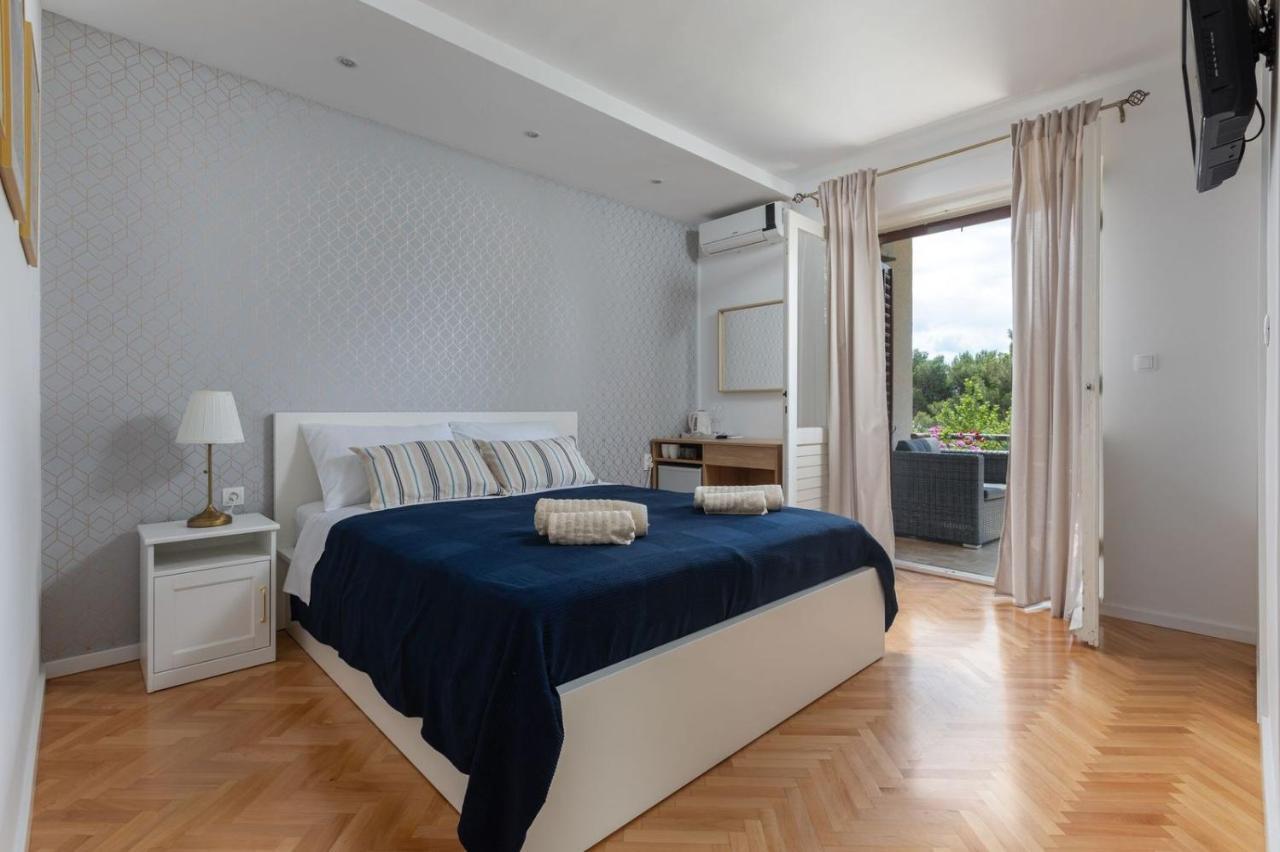 Apartments Agneza Tucepi Luaran gambar
