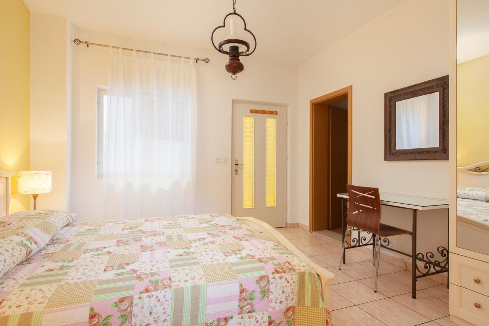 Apartments Agneza Tucepi Luaran gambar
